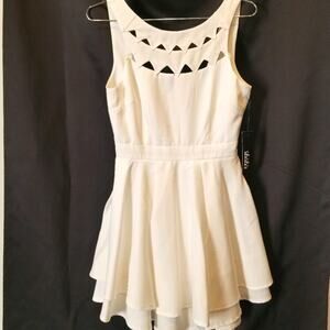 Lulu's White Dresss Sleeveless Breathable Dress Comfortable Women Juniors Size S